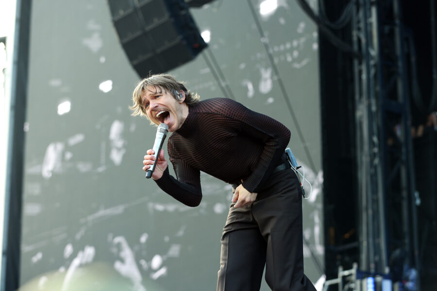 Lollapalooza (Day 1) Rocks Its Debut Day With Cage the Elephant, Gracie Abrams, Role Model, Luke Combs & More (FESTIVAL REVIEW/PHOTOS)