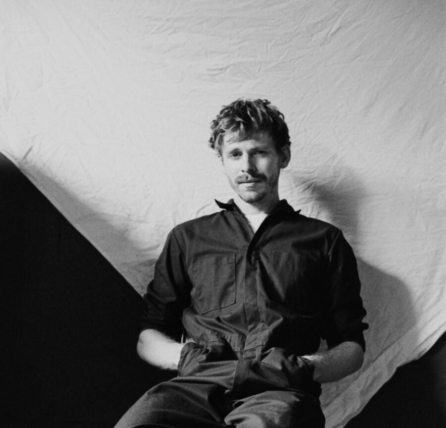 LISTEN: Magic Nic & the General Electric Create Distorted Bliss On Galvanizing “Harvey”