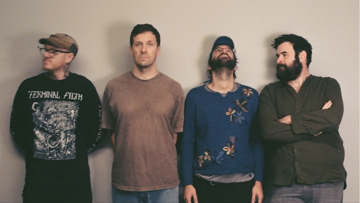 Pile Keeps Heavy DIY Ethos Unbroken With Restless & Fierce ‘Sunshine and Balance Beams’ (ALBUM REVIEW)