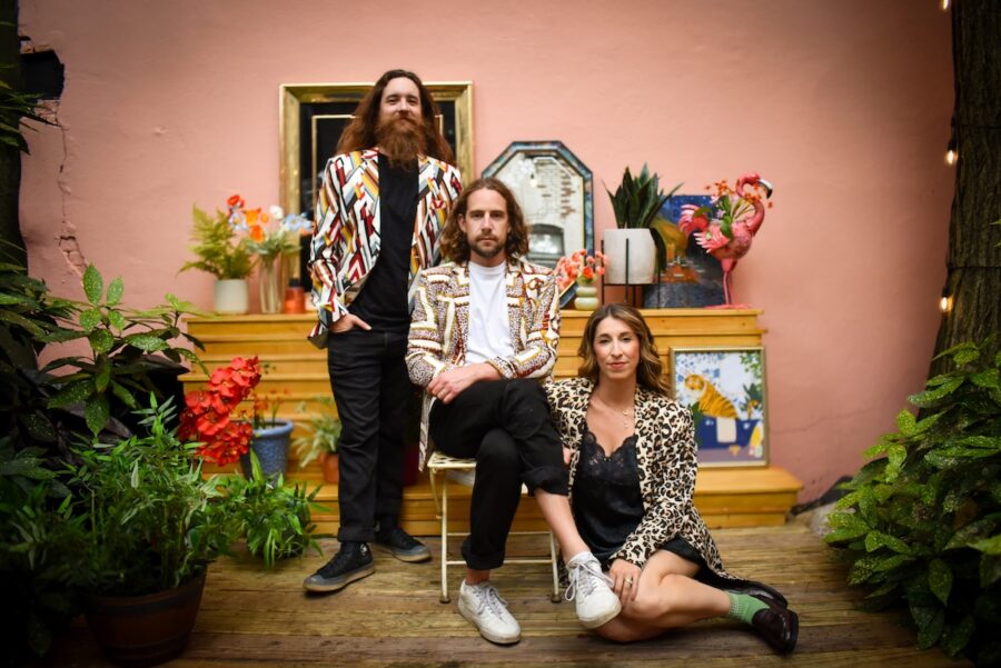 VIDEO PREMIERE: Damn Tall Buildings Give Folk-Grass Treatment to Good Times For End Times Anthem “The Universe Is Hungry”