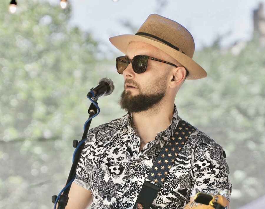 LISTEN: Drew Neirin’s “So I Heard” Brings Electronic Riffs To Nostalgic Blues