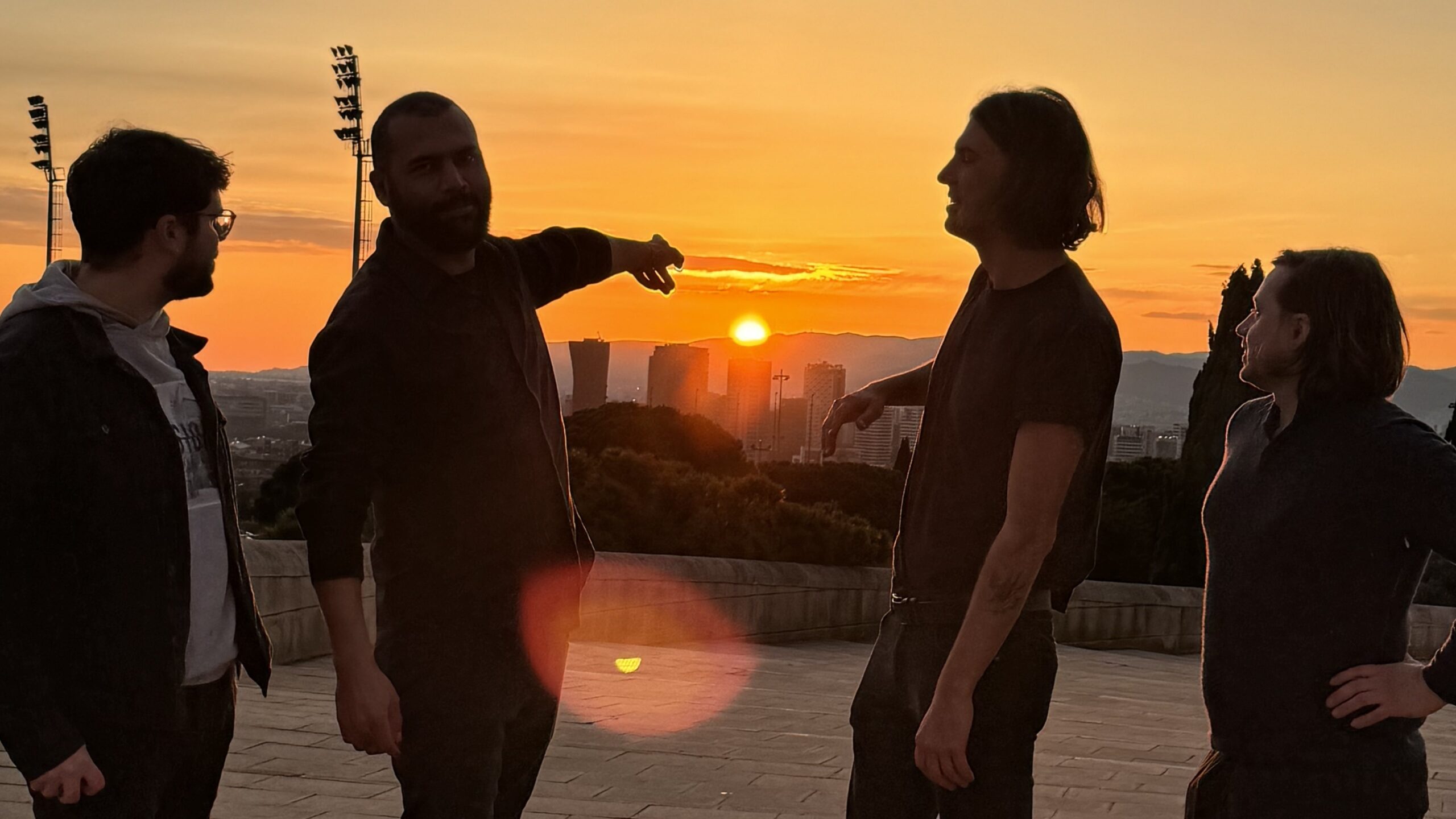LISTEN: LECTRICS’S “Move, Sucker!” Hides Raw Emotions Under Explosive Punk Bliss