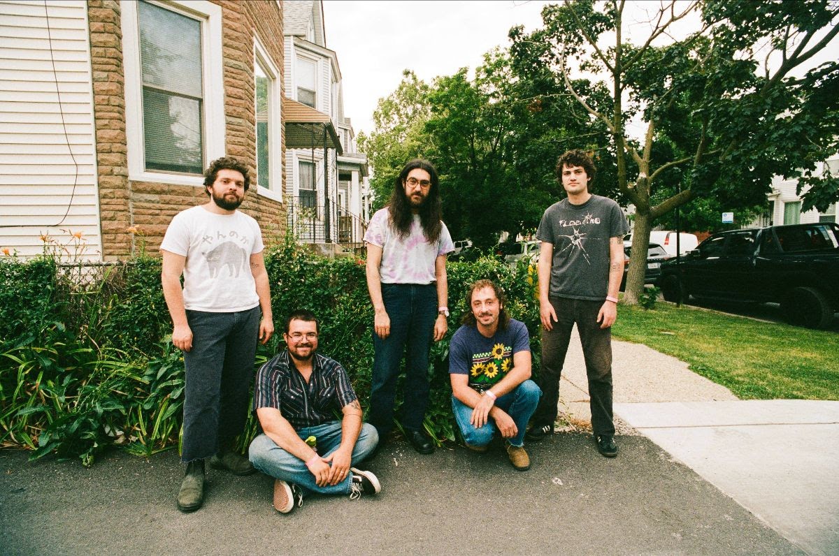 MJ Lenderman and the Wind Roll A Loose & Enchanting  Visit To Phoenix’s Van Buren (SHOW REVIEW)