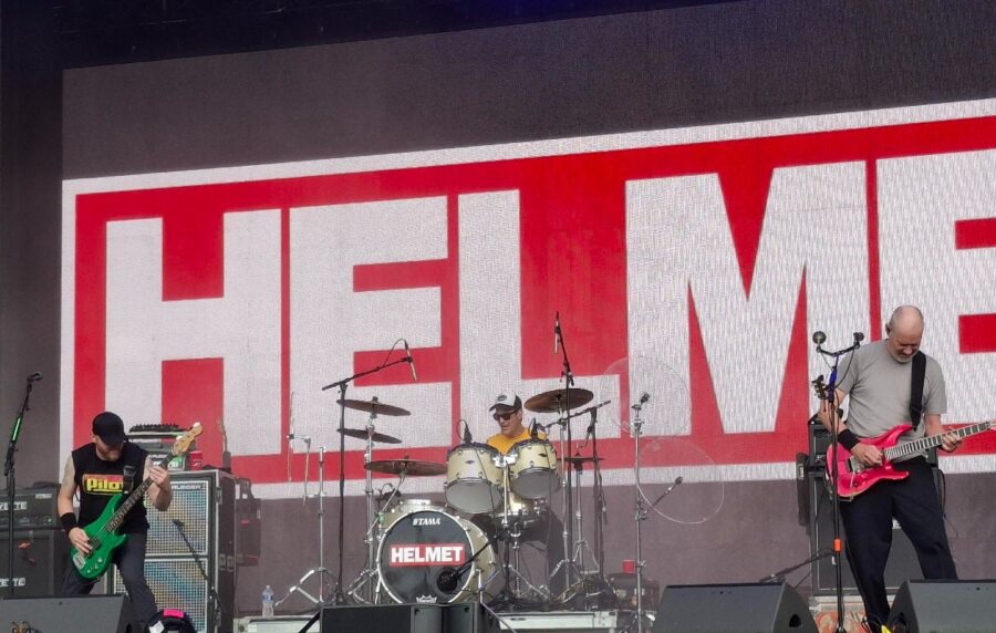 Helmet, Agent Orange, Gwar, Jack White, The Damned Rock Riot Fest Day 2 (FESTIVAL RECAP)