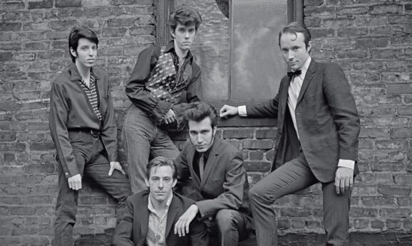 Amos Lee: Last Days at The Lodge - Glide Magazine