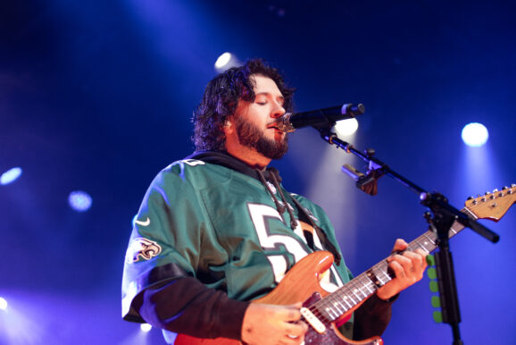 新品3LP Elliott Smith Figure 8 25周年デラックス盤 Elliott Smith's Heartbreaking Triumph 'Figure 8' Gets Deluxe 3-LP