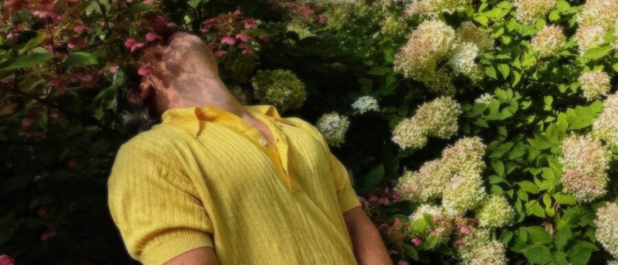 LISTEN: Harry Zimm Blends Gentle Melodies With Heavy Emotions On Soulful “Empty One”