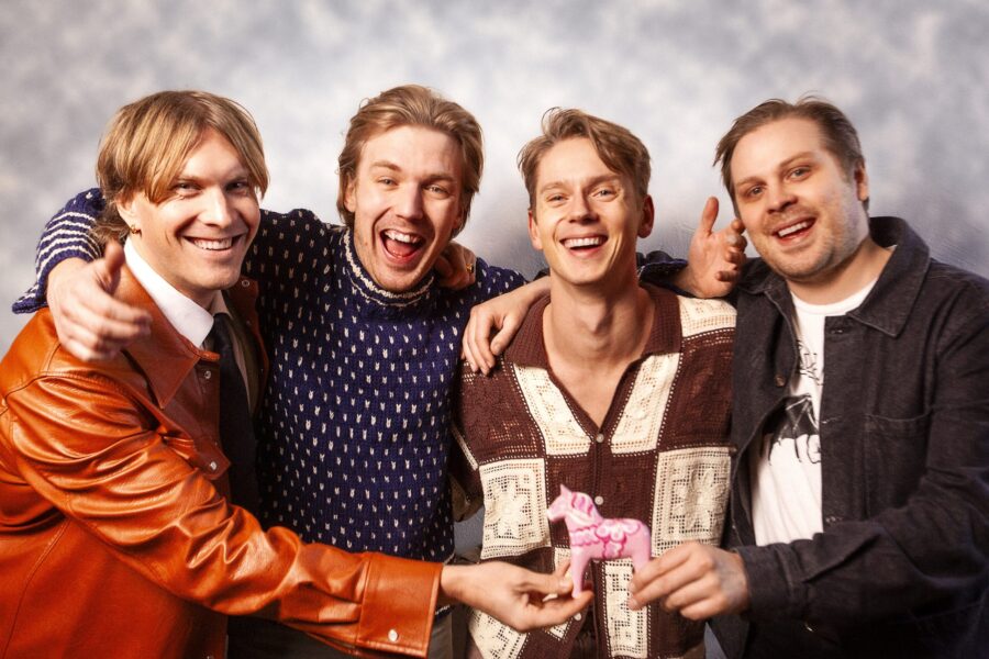 LISTEN: Alpha Pet’s “Mall of Death” Is Immersive Post-punk With Gothic Undertones