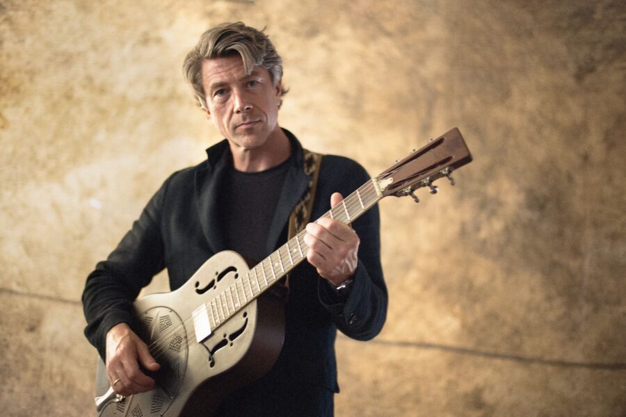 Luke Winslow-King Announces New Album ‘Coast of Light,’ Shares New Single “Dangerous Blues”