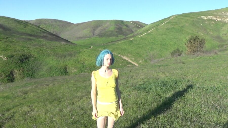 Oxis Continues To Shape Singular Sound On Quick Yet Hypnotic ‘Oxis 8’ (ALBUM REVIEW)