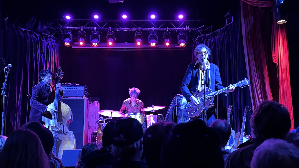 The Sadies Keep It Cosmic and Twangified, Welcome Scott McCaughey For Neil Young Covers at Portland, OR's Star Theater (SHOW REVIEW) - Glide Magazine