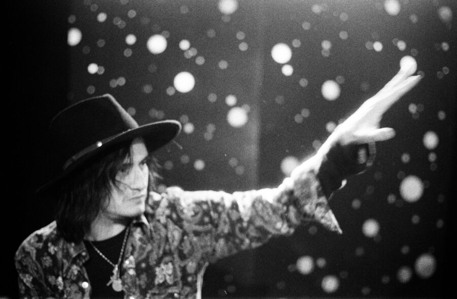 SONG PREMIERE:  Reverends Ft. Lilly Hiatt Blend Hazy Shoegaze Meets Cosmic Twist On  “Are You Weeping Still?”