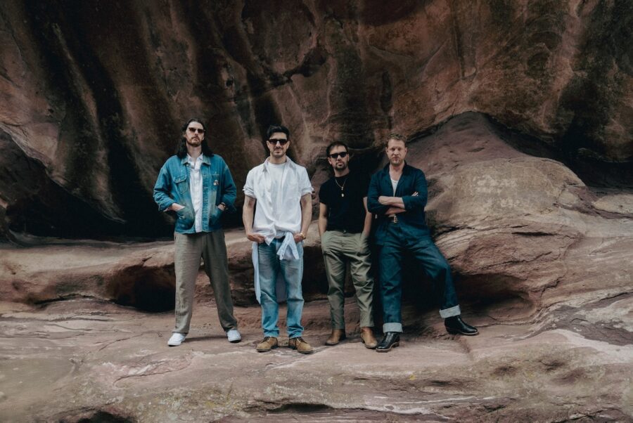 Mumford & Sons Lean Into High-profile Collaborations with Chris Stapleton, Hozier, Gracie Abrams and More on ‘Prizefighter’ (ALBUM REVIEW)