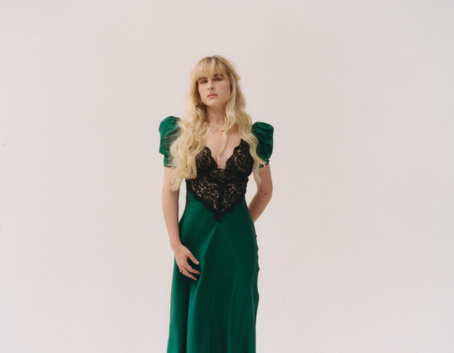 LISTEN: Mary Middlefield’s “Milk” Is Refreshing Indie Pop With Raw Emotions