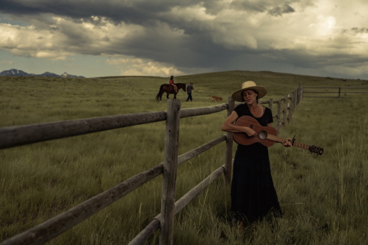 LISTEN: Kiki Cavazos's "Hawthorne and Heartache" Is Palpable Folk With Poetic Songwriting - Glide Magazine