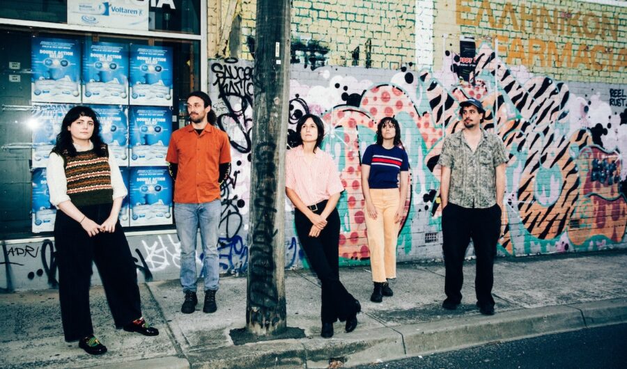 ALBUM PREMIERE: Billy Cart Make Impressive Debut with Strikingly Original and Energetic Indie Rock Collection ‘Greatest Hits’