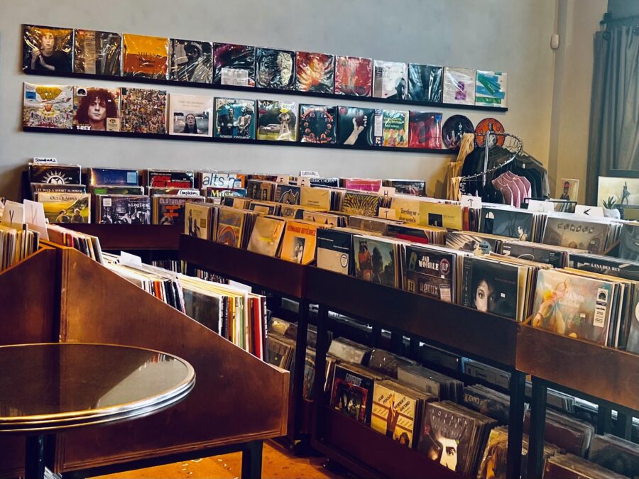 Folklore Blends Napa’s Finest Wines with a Love of Vinyl (VINYL LIVES)