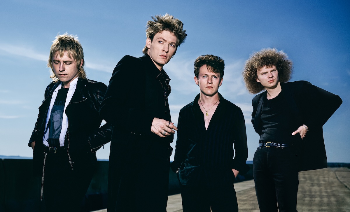 Brigitte Calls Me Baby Bring Arena-ready Synth-rock to Philadelphia’s The Foundry (SHOW REVIEW)
