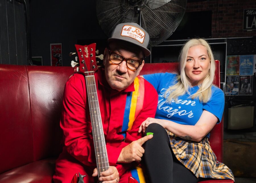 VIDEO PREMIERE: The Cle Elum Spin a Punchy and Rocking Power Pop Ode to One of Their Favorite Bands with “Guided By Guided By Voices”