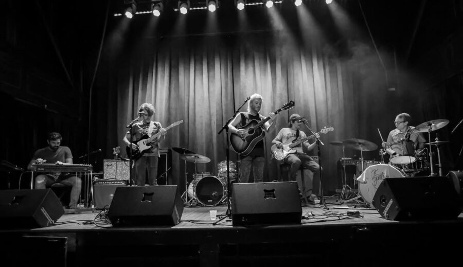 LISTEN: Surtsey’s “Limerence” Is Cinematic Indie Rock With Soaring Melodies & Moving Lyrics