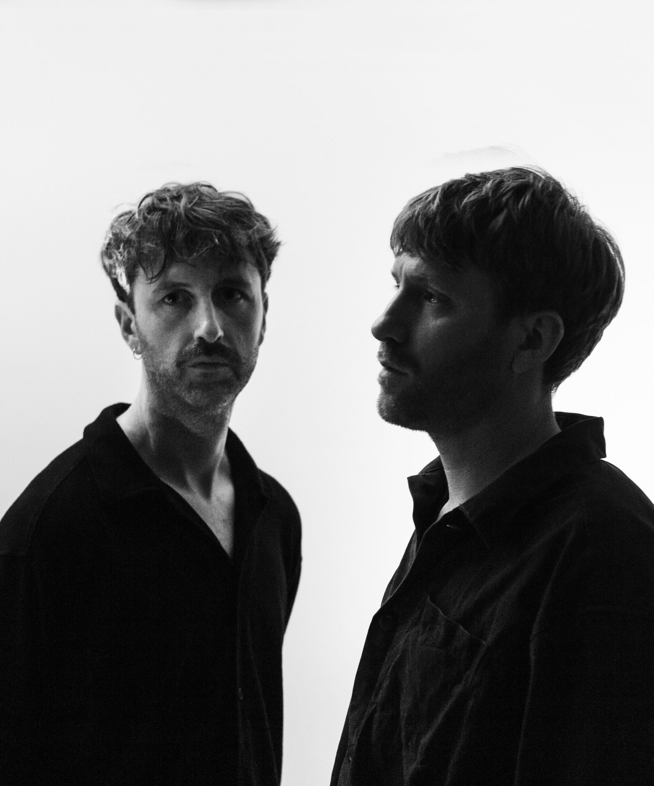 LISTEN: Basciville’s “Love In The Time Of The State” Is Vulnerable Folk-rock With Moving Poetry