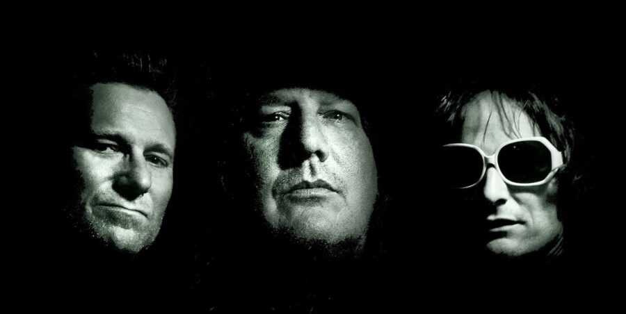 Folk Storytelling, Punk Energy, and Southern Soul Come Together on Drivin N Cryin’s ‘Crushing Flowers’ (ALBUM REVIEW)