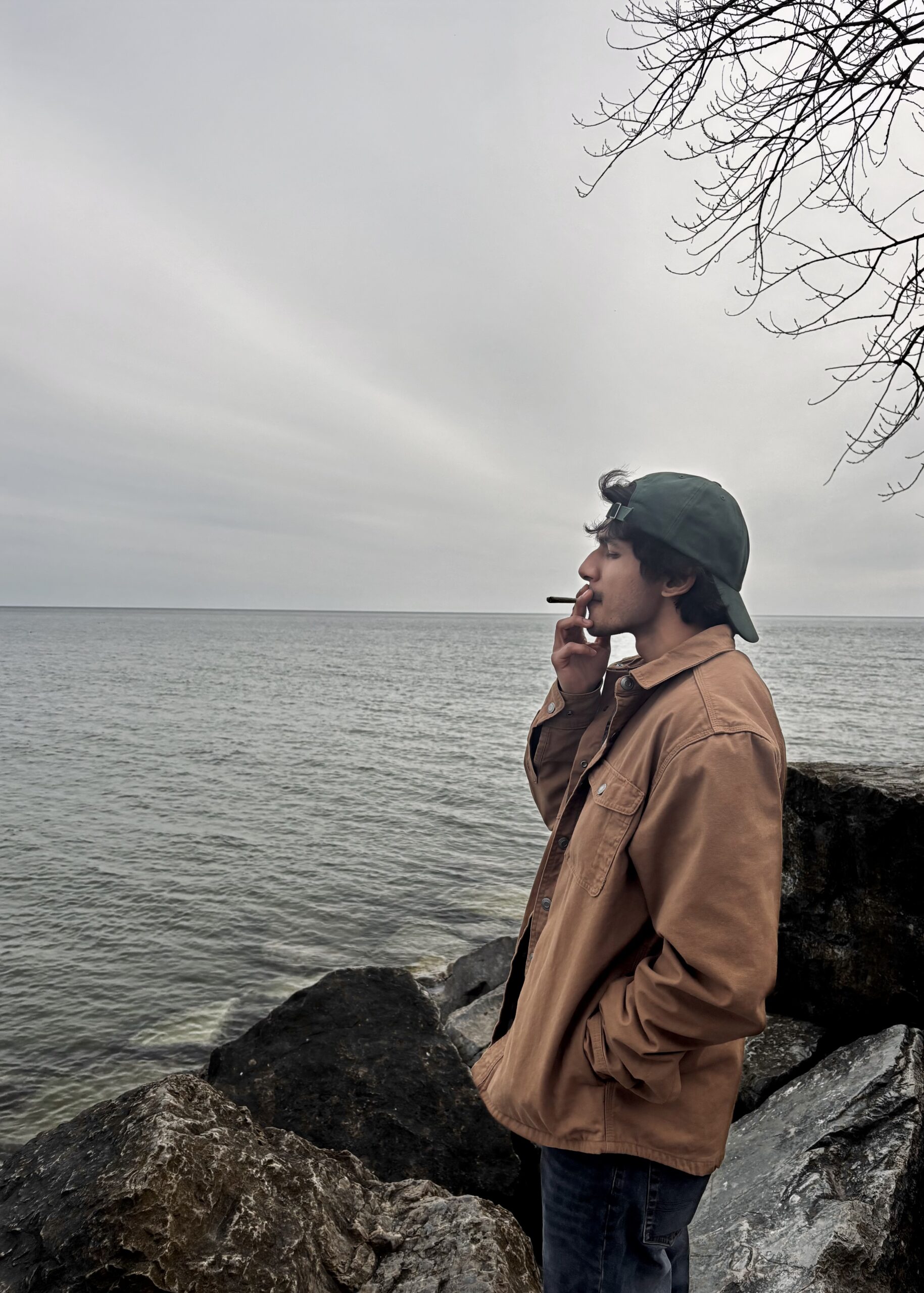 LISTEN: Mike Jett’s “Monty’s Curse” Is Blissful & Refreshing Indie Rock