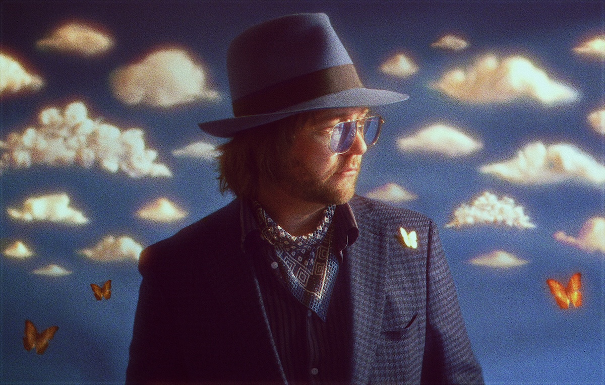 Aaron Lee Tasjan Announces New LP ‘Get Over It, Underdog,’ Shares Fall Tour Dates