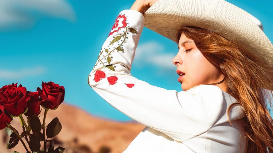 Mikaela Davis Polishes & Elevates Her Delicate Roots Sound Via ‘Graceland Way’ (ALBUM REVIEW)