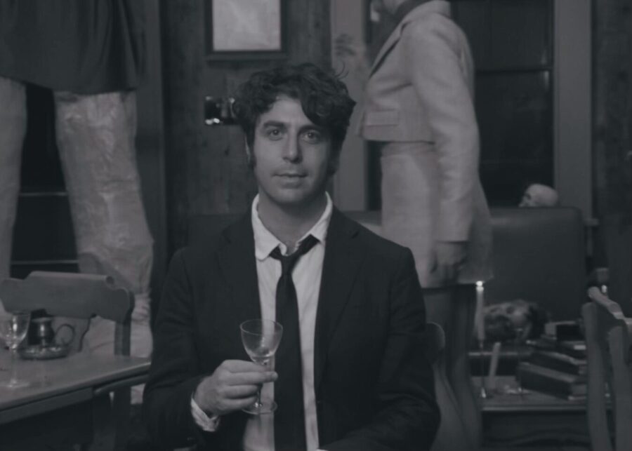 LISTEN: Max Bien Kahn’s “Jay’n Bee Club” Delights With Vibrant Storytelling