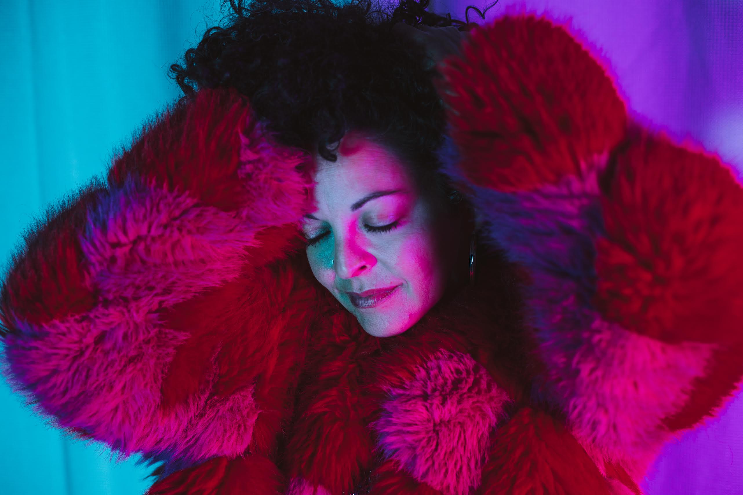 LISTEN: Suzanimal’s “Behavin” Is Infectious Alt-Pop With Jazzy Undertones