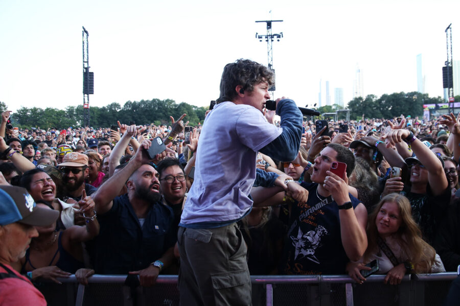 Lollapalooza (Day 4) Rocks To Finish Line With Turnstile, Wunderhorse, YOASOBI & More (Festival Review/Photos)