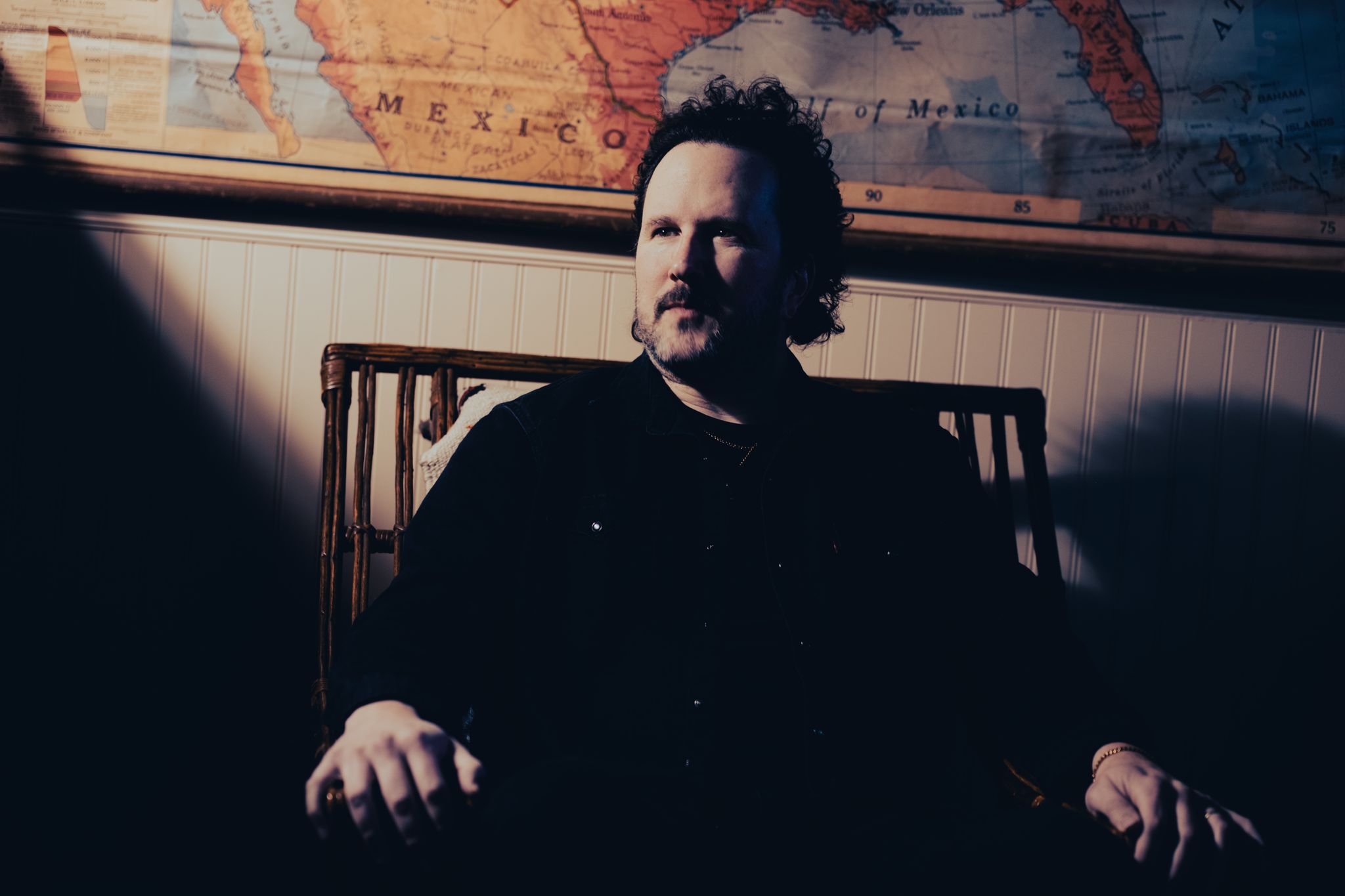 Mason Jennings: Dark Wings & The Long Road Through Song (FEATURE)