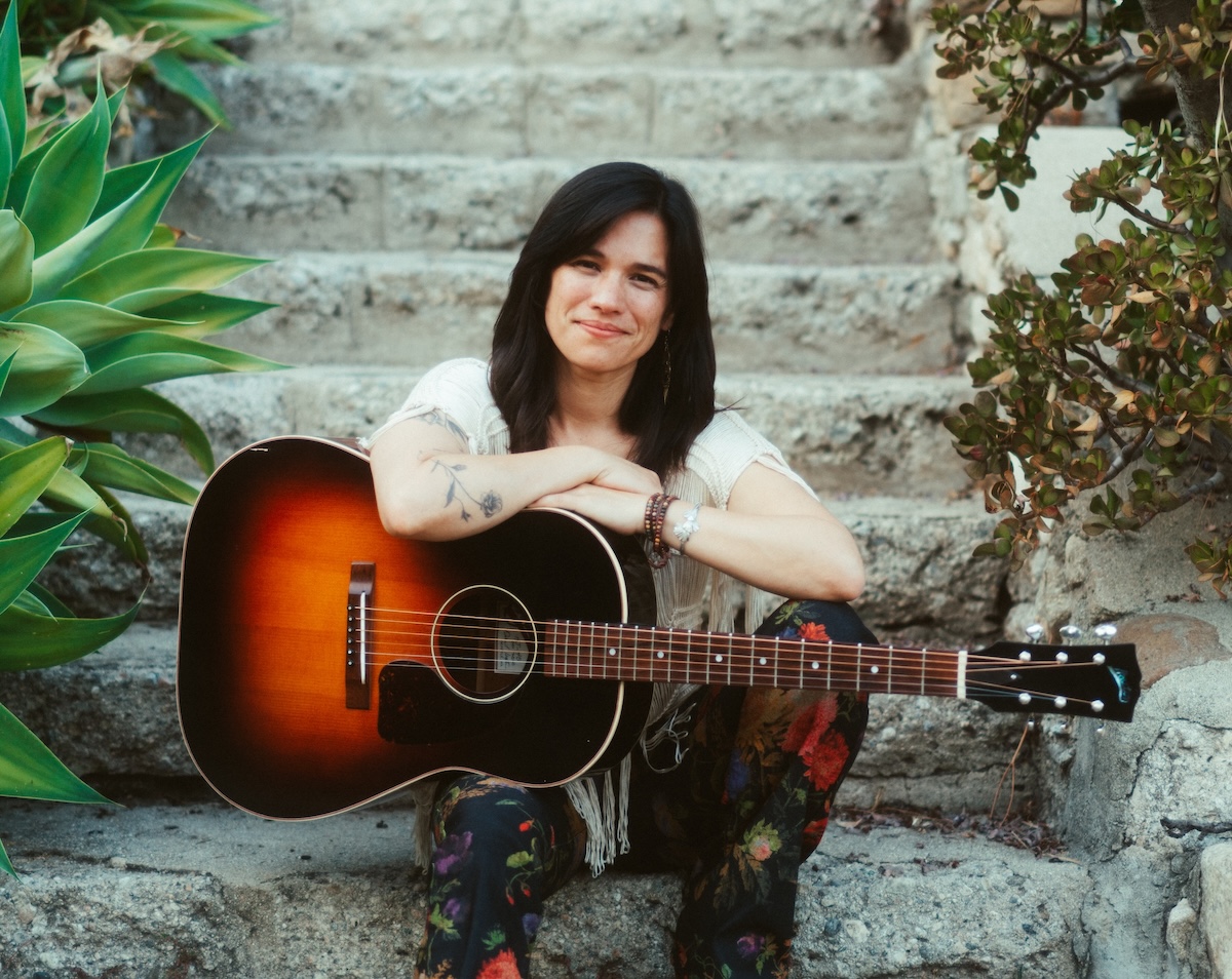 Paula Fong Brings The Full Sweep of Americana To &lsquo;A Bird on the Wing,&rsquo; Shares New Tune &ldquo;Up & Out&rdquo; and Video of Title Track (INTERVIEW/PREMIERE)