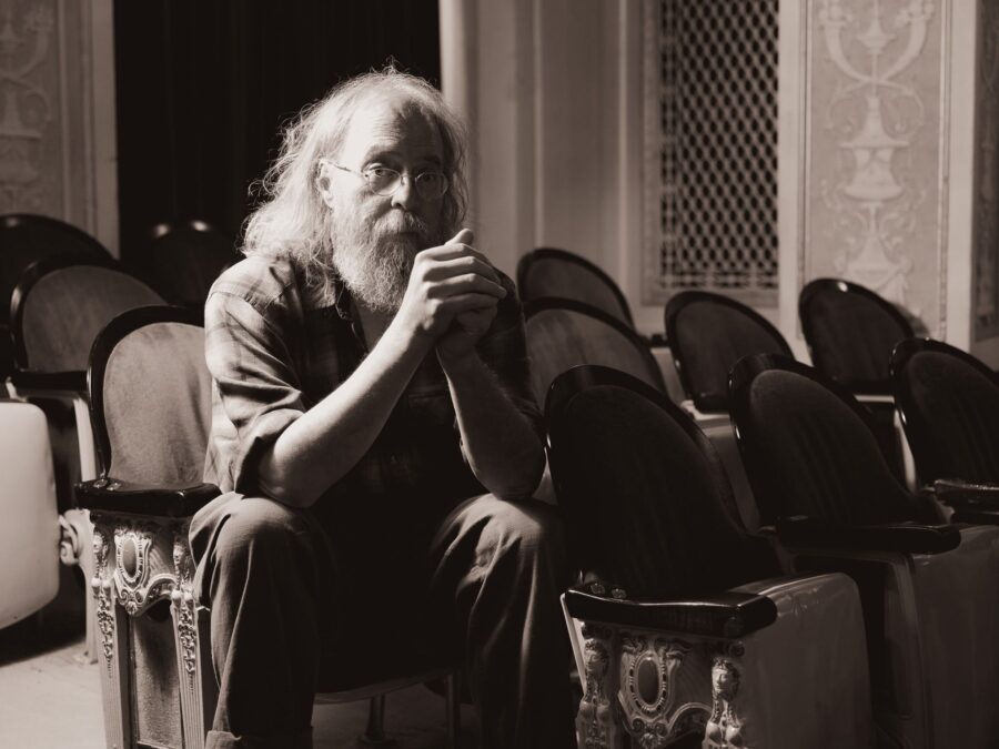 Charlie Parr’s ‘Rooming House’ Finds Humanity in America’s Economic Hardship (ALBUM REVIEW)